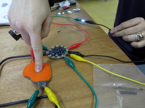 Wearables for beginners: Make your textile sensor for microcontrollers