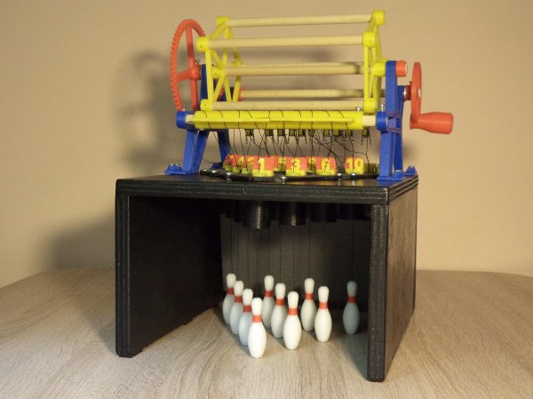 Bowling da tavolo funzionante stampato in 3d