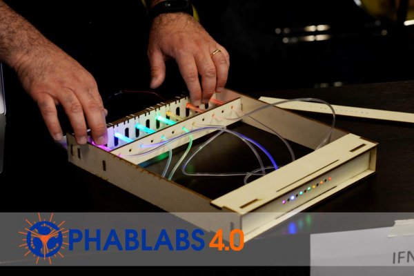 PHABLABS4.0 : Be creative with Light and Light technology.