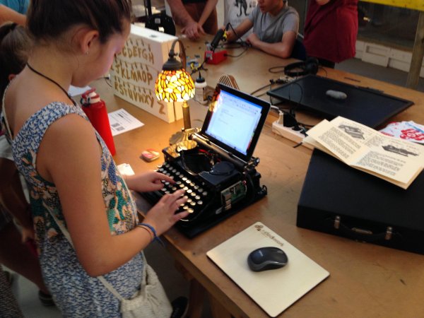 Steampunk Typewriter Laptop