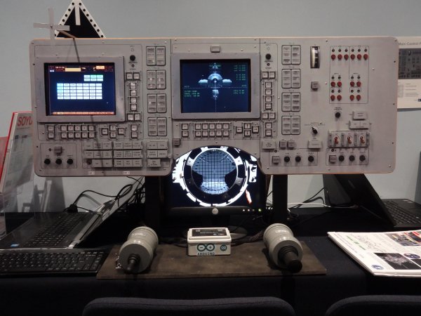 BIS Spaceflight Simulators