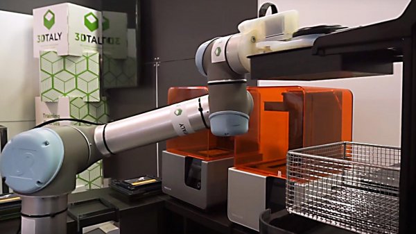ROBOT E STAMPANTI 3D:  LA MINI-FACTORY 3DiTALY